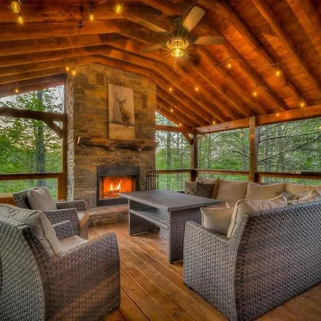 Adventure Us Villa